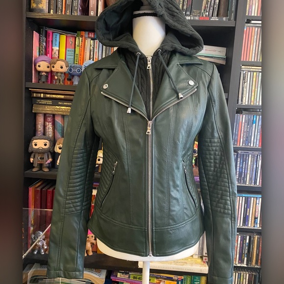 Guess Faux Leather Jacket retail $180 - Picture 13 of 16